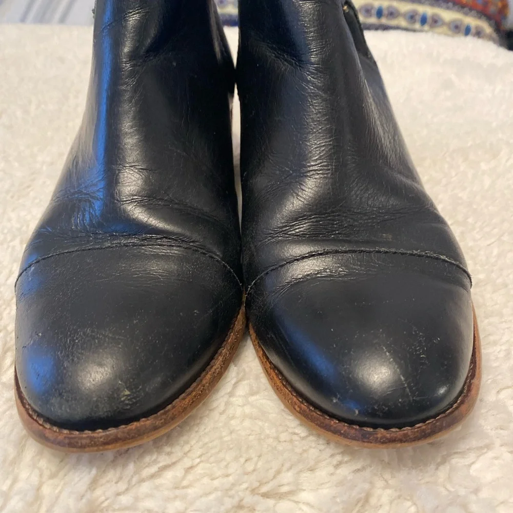 Madewell Black Leather Ankle Booties